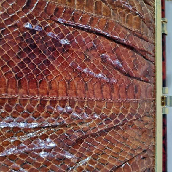 Vintage Brown Faux Snakeskin Clutch Bag with Tortoiseshell Handle & Gold Chain - Picture 6 of 6